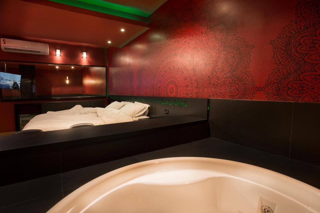 Tout Motel (Adults Only) Campinas  Luaran gambar